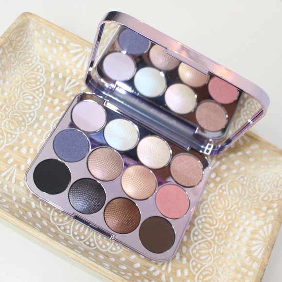 BECCA Other - HOST PICK🎀Becca Cosmetics Pearl Eye Shadow Pallet